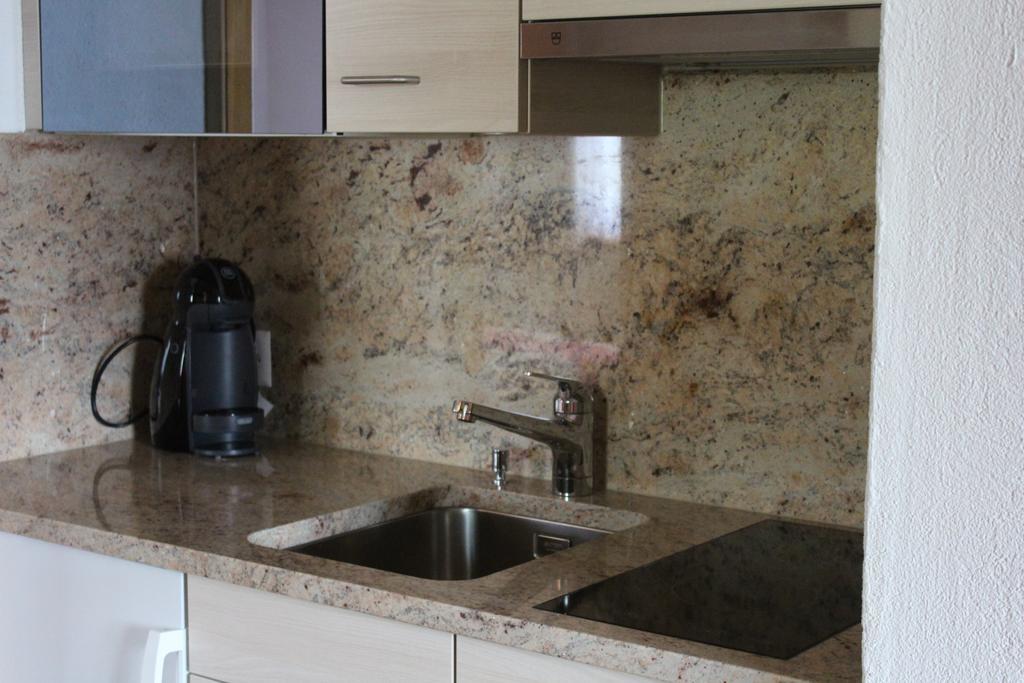 Hus Pravis Apartment Klosters Bagian luar foto